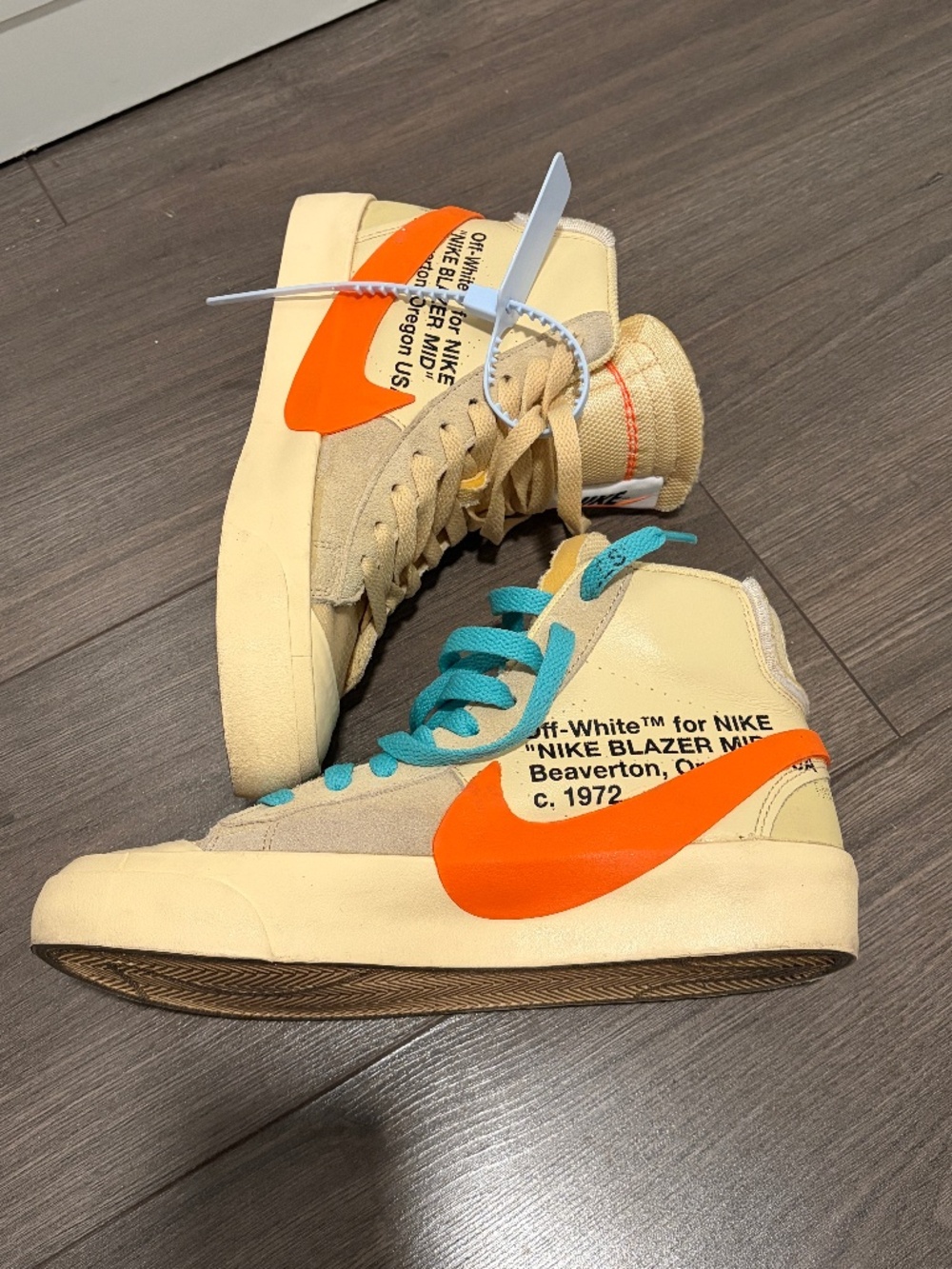 Nike Off White Hallow Eve sneakers hi top